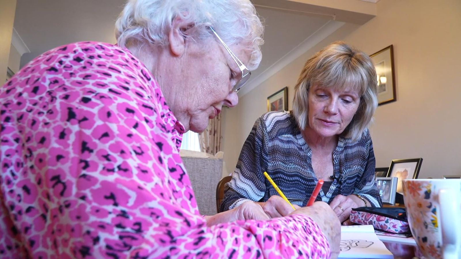 More than a third of those caring for loved ones with dementia receive little or no support, charity says | UK News | Sky News