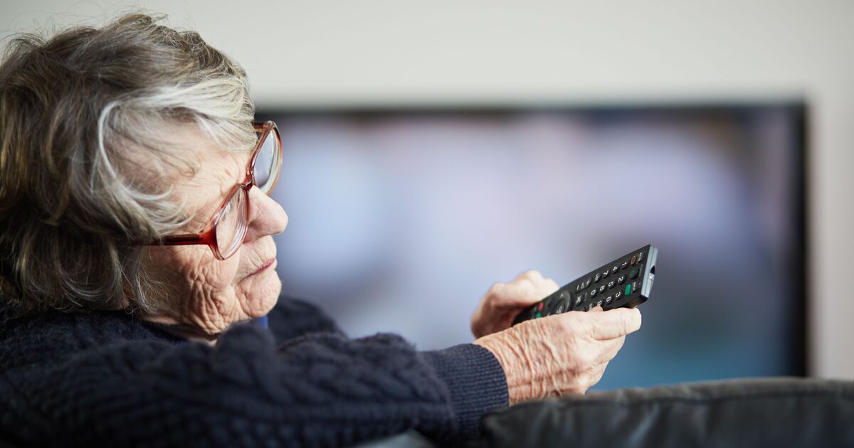 'Early' sign of dementia could appear watching TV | Express.co.uk